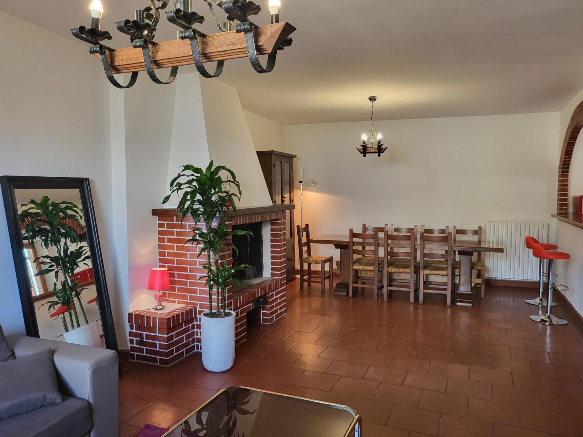 Appartamento Con Camino In Centro Storico Bevagna Bagian luar foto